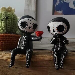 Sugar Skull Statues Dia De Los Muertos Halloween Wedding Decor Day of the Dead